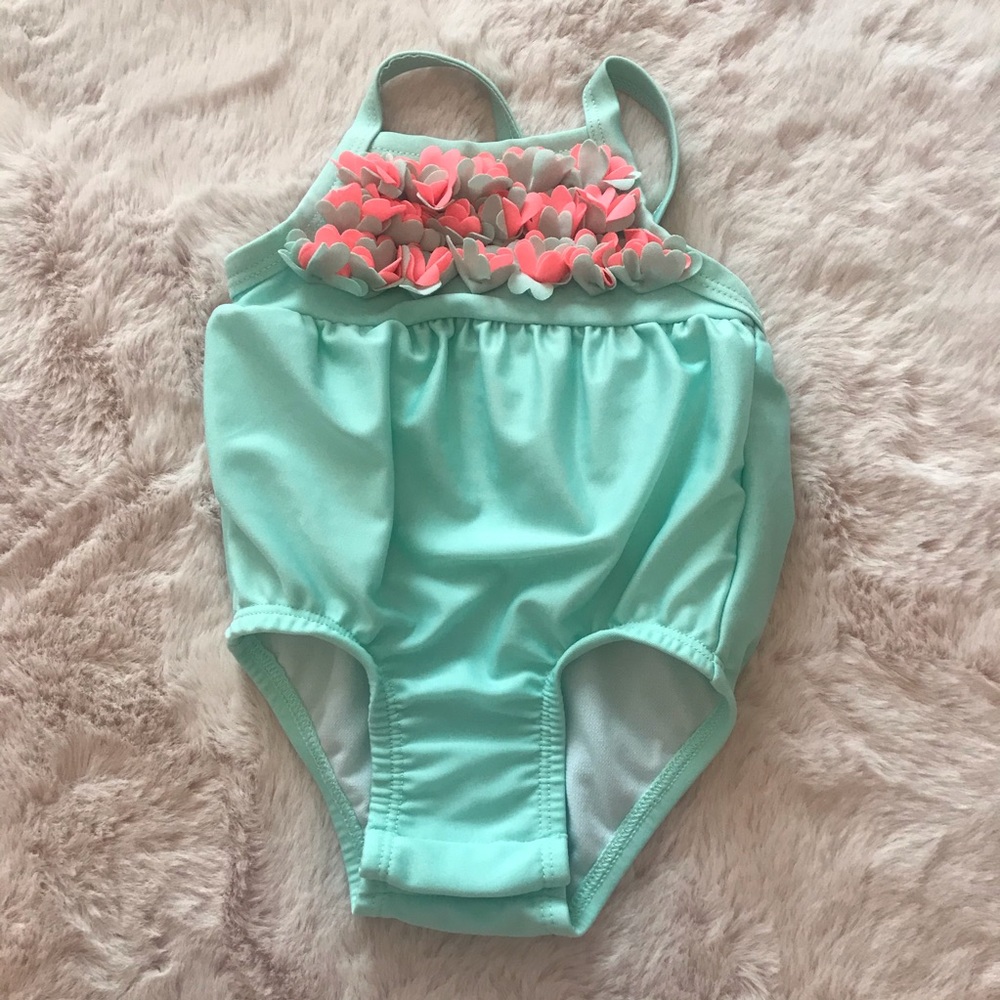 5/$25!! Cat & Jack swimsuit size 3-6 months